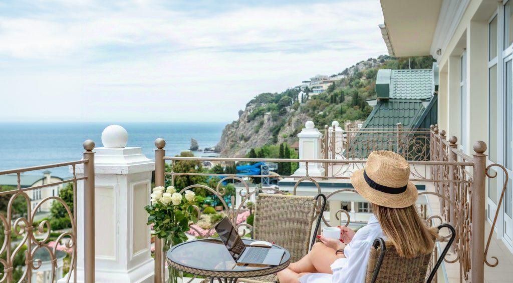 комната г Ялта пгт Курпаты ш Алупкинское 12ас/1 фото 1