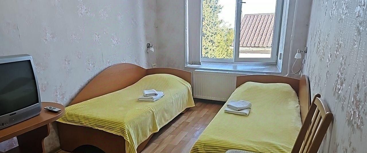 комната г Ялта ул Дражинского 14 фото 10