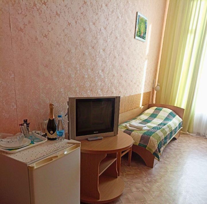 комната г Ялта ул Дражинского 14 фото 15
