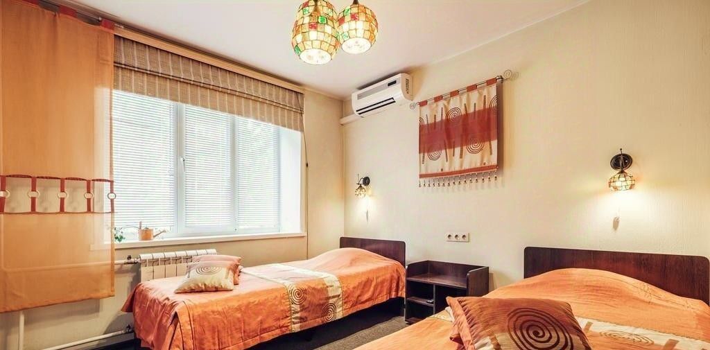 комната г Новокузнецк р-н Центральный пр-кт Пионерский 40 фото 1