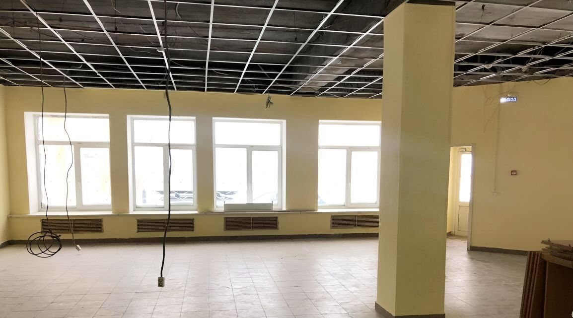 свободного назначения г Череповец р-н Заягорбский ул Краснодонцев 61 фото 1