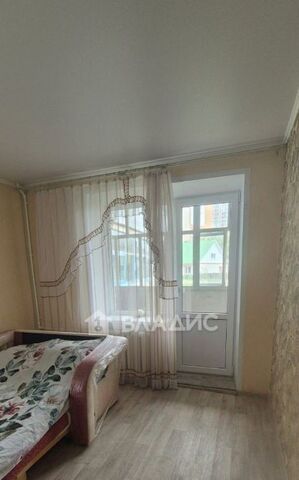 квартира ул Средняя 108к/2 фото