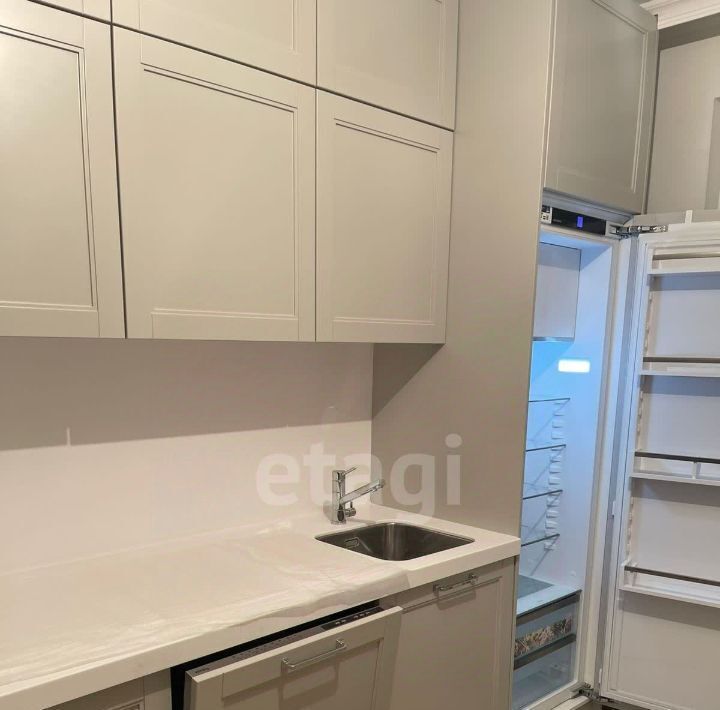 квартира г Салехард ул Чубынина 23 фото 16