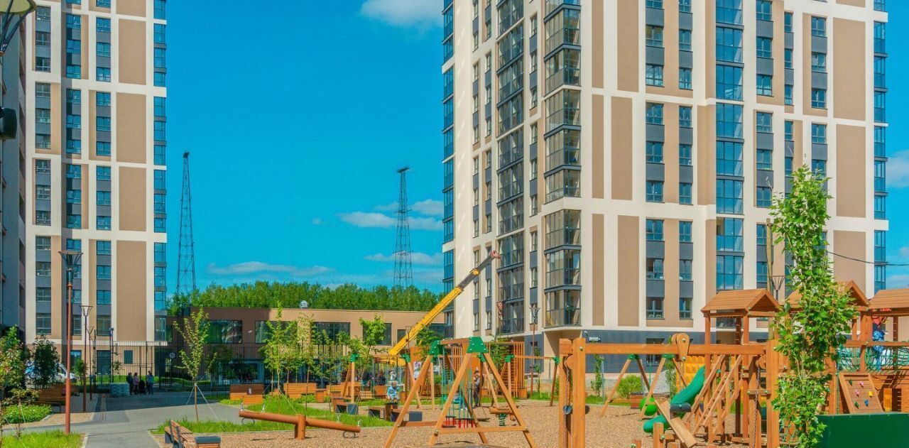 квартира г Екатеринбург р-н Орджоникидзевский Эльмаш ЖК Изумрудный Бор Проспект Космонавтов, жилрайон фото 15