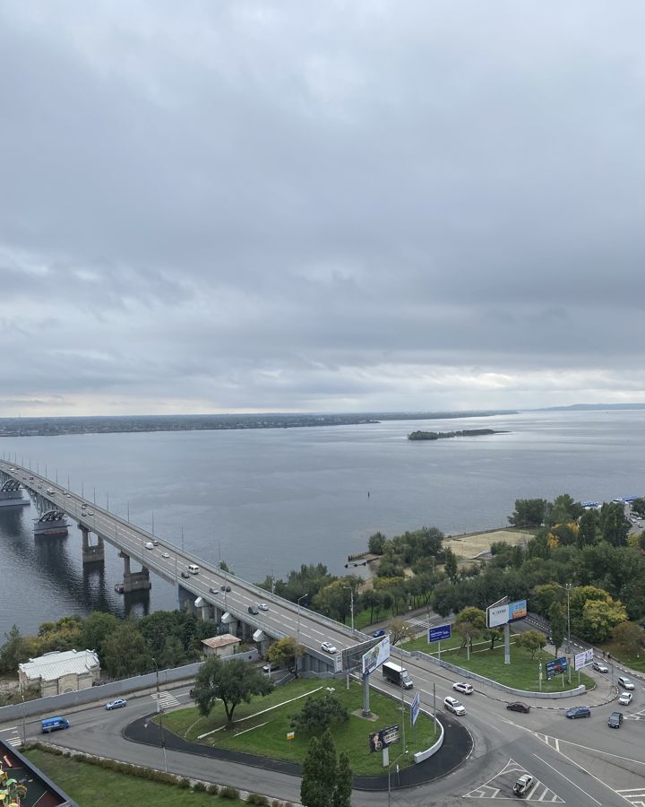 квартира г Саратов р-н Волжский ул Соколовая 10/16 фото 12