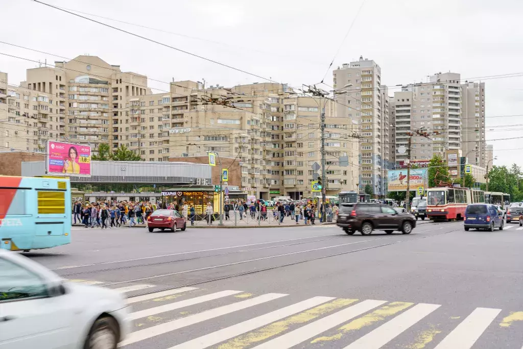 квартира г Санкт-Петербург метро Академическая ул Гжатская 22 к 3, Ленинградская область фото 3