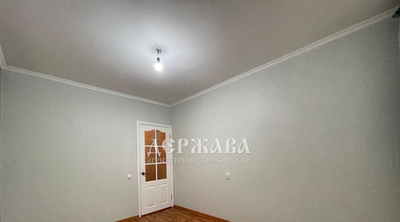 квартира г Старый Оскол микрорайон Жукова 49 фото 17