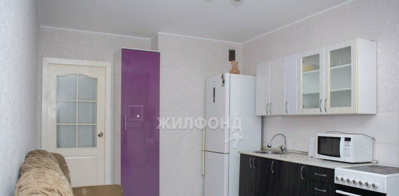 квартира г Барнаул р-н Индустриальный ул Солнечная Поляна 111 фото 1