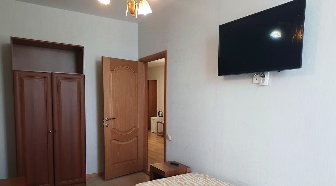 комната г Казань Кремлёвская ул Тази Гиззата 21 фото 5