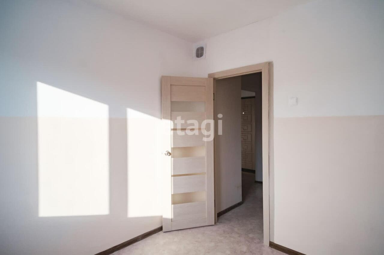 квартира г Комсомольск-на-Амуре мкр Дружба 11/2 фото 3
