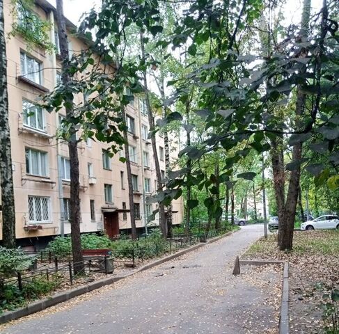 метро Проспект Ветеранов ул Лёни Голикова 44 округ Дачное фото