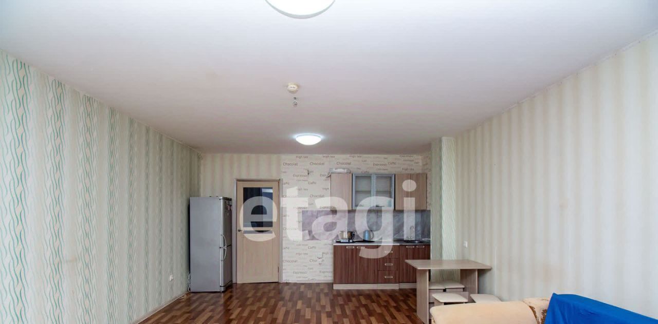 квартира г Красноярск р-н Свердловский ул Карамзина 18 фото 2