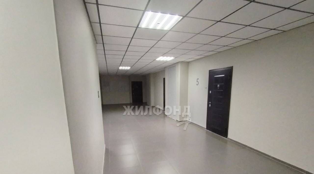 квартира г Абакан ул Пирятинская 18б фото 1