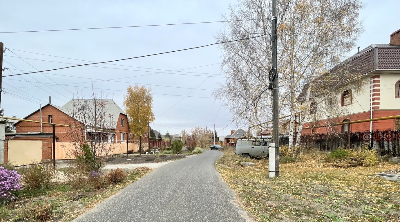 дом г Омск мкр Береговой р-н Советский ул Цветочная 33 фото 2