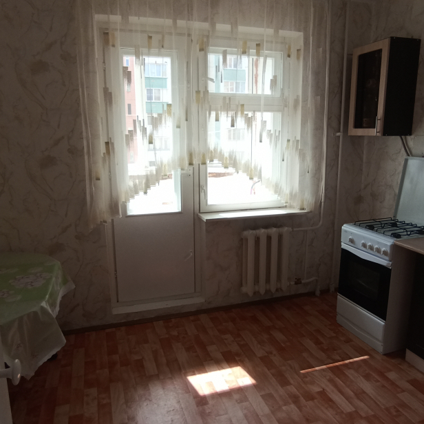 квартира г Орел р-н Заводской б-р Молодежи 14 фото 1