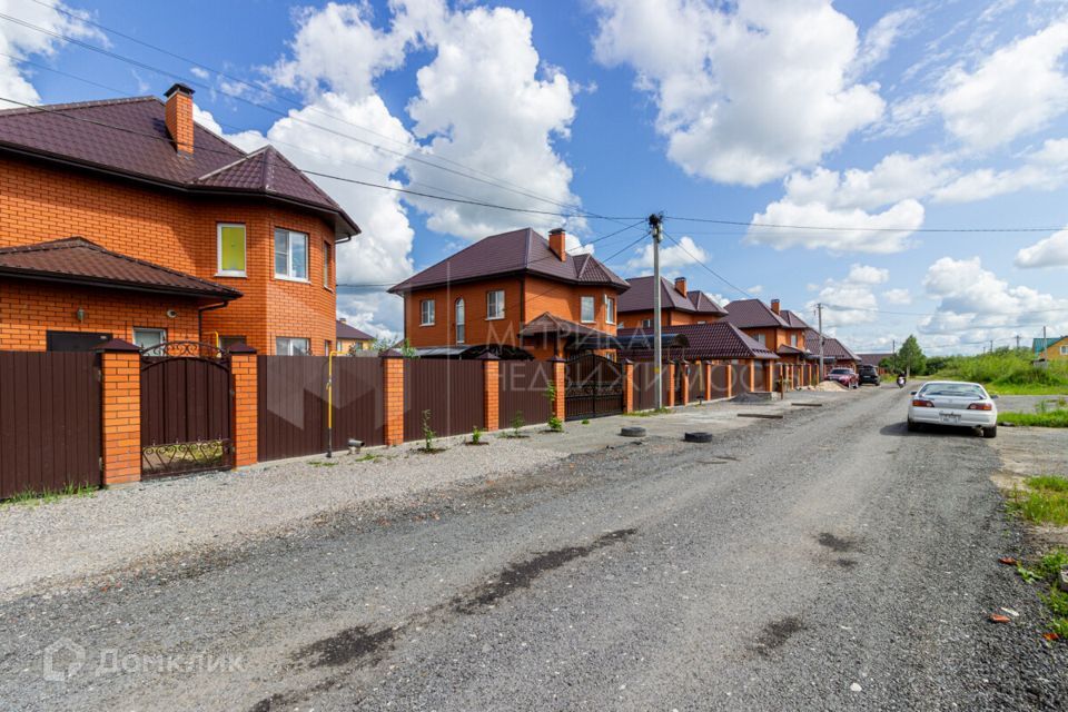 дом г Тюмень ул Сезонная 14б Тюмень городской округ фото 1