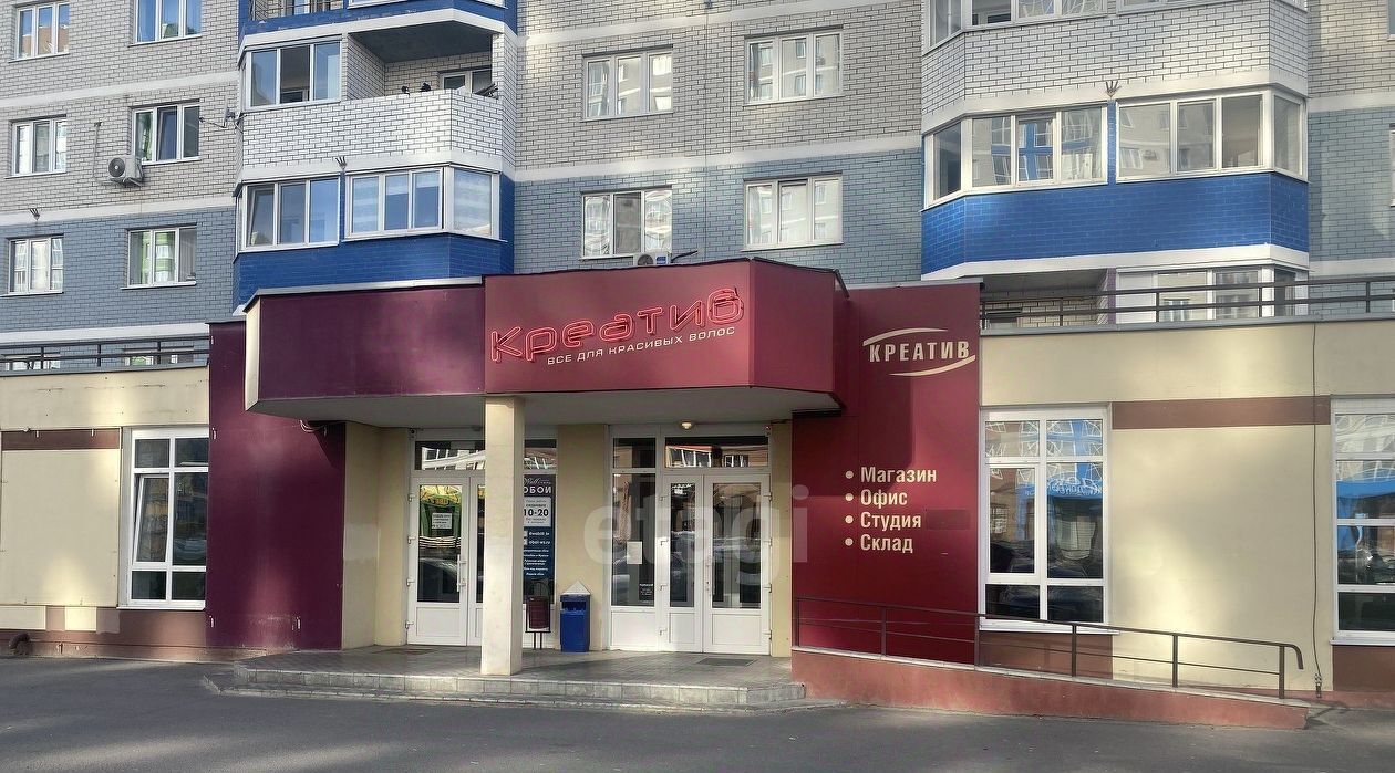 торговое помещение г Брянск р-н Советский ул Горбатова 41 фото 1