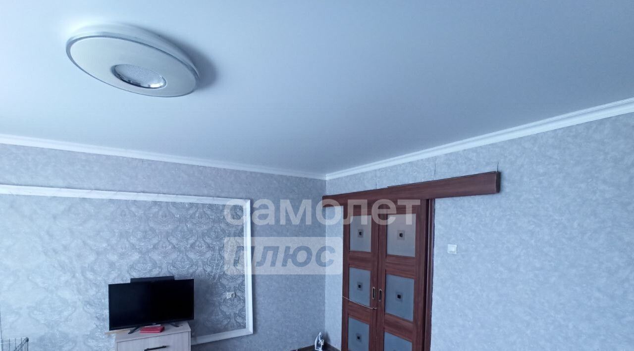 квартира г Старый Оскол пр-кт Комсомольский 33 фото 2