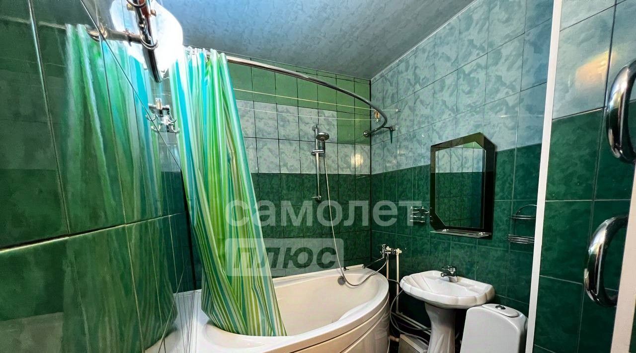 квартира г Астрахань р-н Кировский ул Куликова 81к/2 фото 11