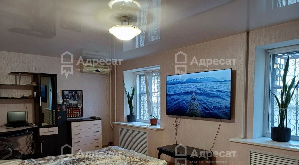 квартира г Волгоград р-н Кировский ул им. генерала Шумилова 22 фото 3