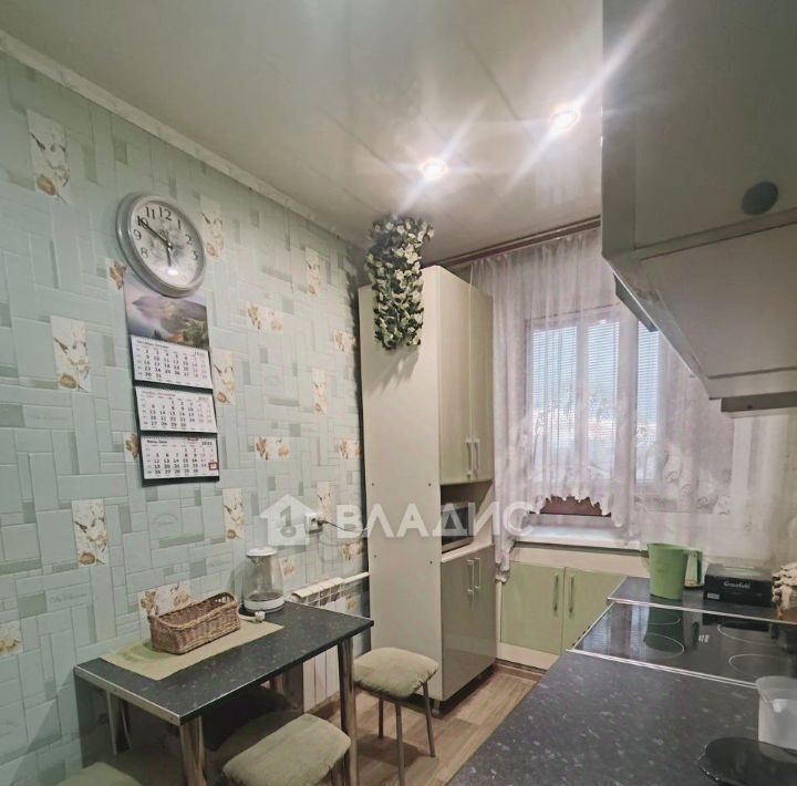 квартира г Брянск р-н Бежицкий ул Дружбы 5 фото 2