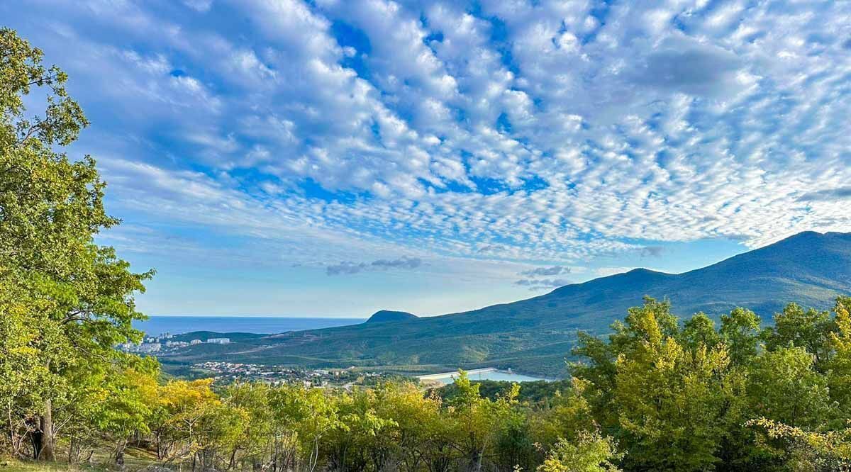 земля г Алушта с Изобильное пер Горный фото 3