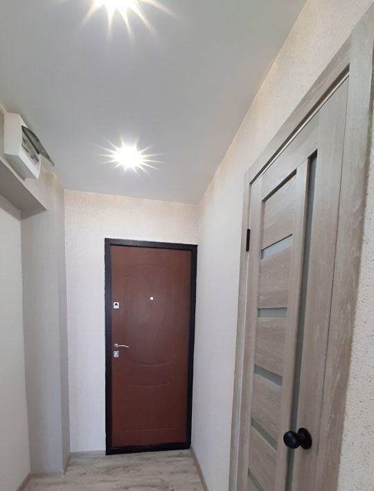 квартира г Саянск мкр Молодежный 1 фото 2