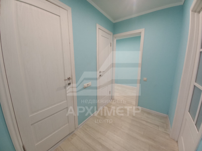 квартира г Курск р-н Центральный ул Косухина 30 Майский рынок фото 8