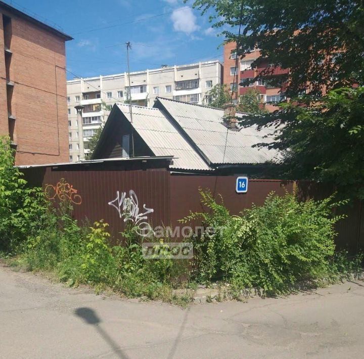 квартира г Иркутск р-н Свердловский ул Белобородова 16 Иркутск, Свердловский, Радужный мкр, ул. Белобородова фото 1
