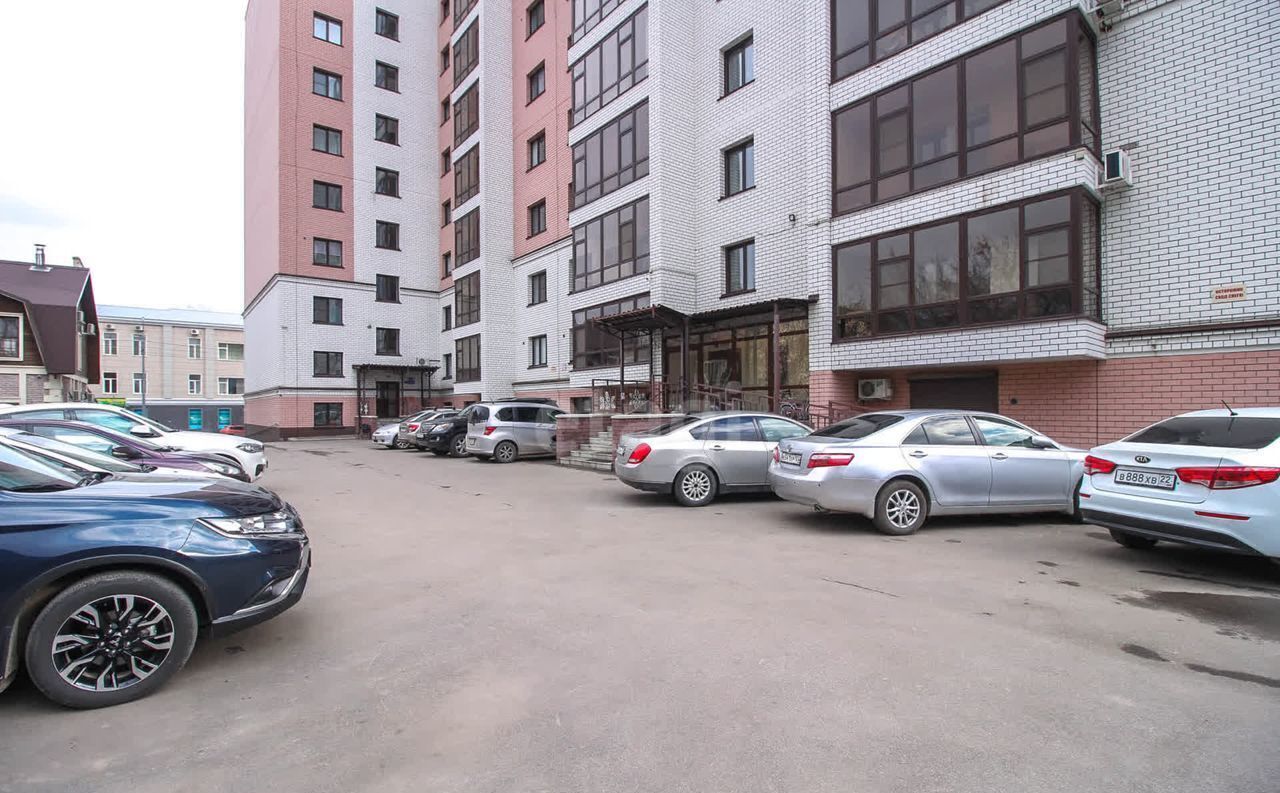 квартира г Барнаул р-н Центральный ул Короленко 70 фото 23