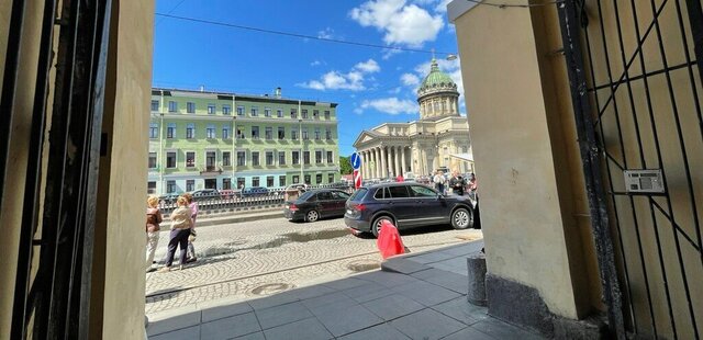 метро Невский Проспект наб Канала Грибоедова 26 фото