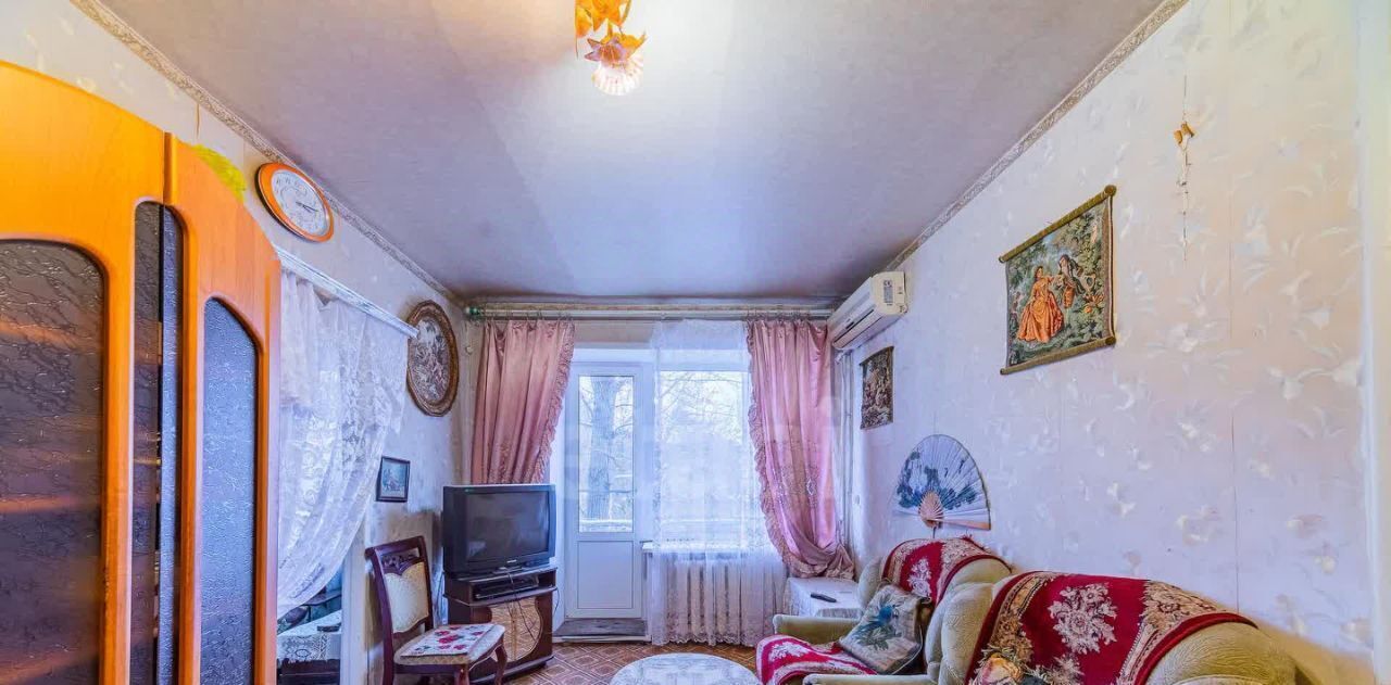 квартира г Саратов р-н Волжский ул им Мичурина И.В. 117 фото 1