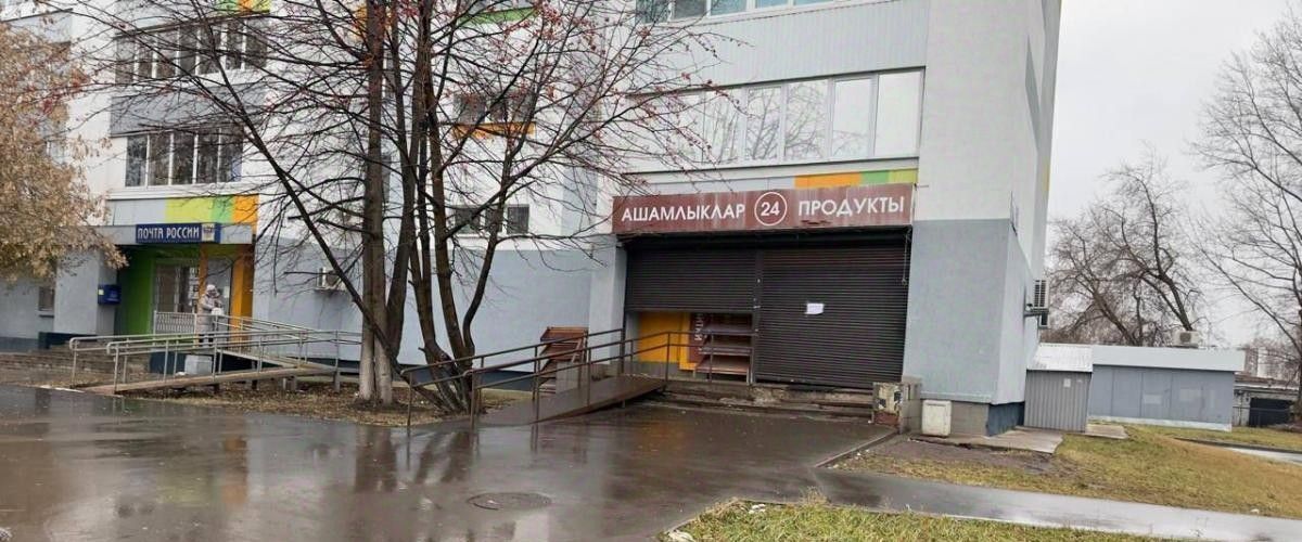 торговое помещение г Набережные Челны р-н Комсомольский ул им Низаметдинова Р.М. 19 фото 1