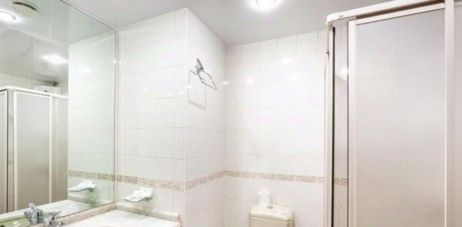 комната г Тюмень р-н Центральный ул Республики 33 фото 8