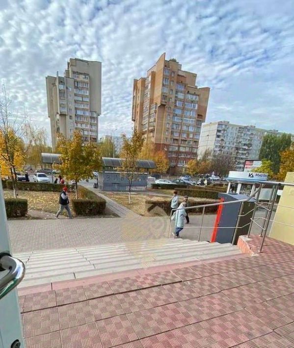 свободного назначения г Старый Оскол Восточный микрорайон 2В фото 3