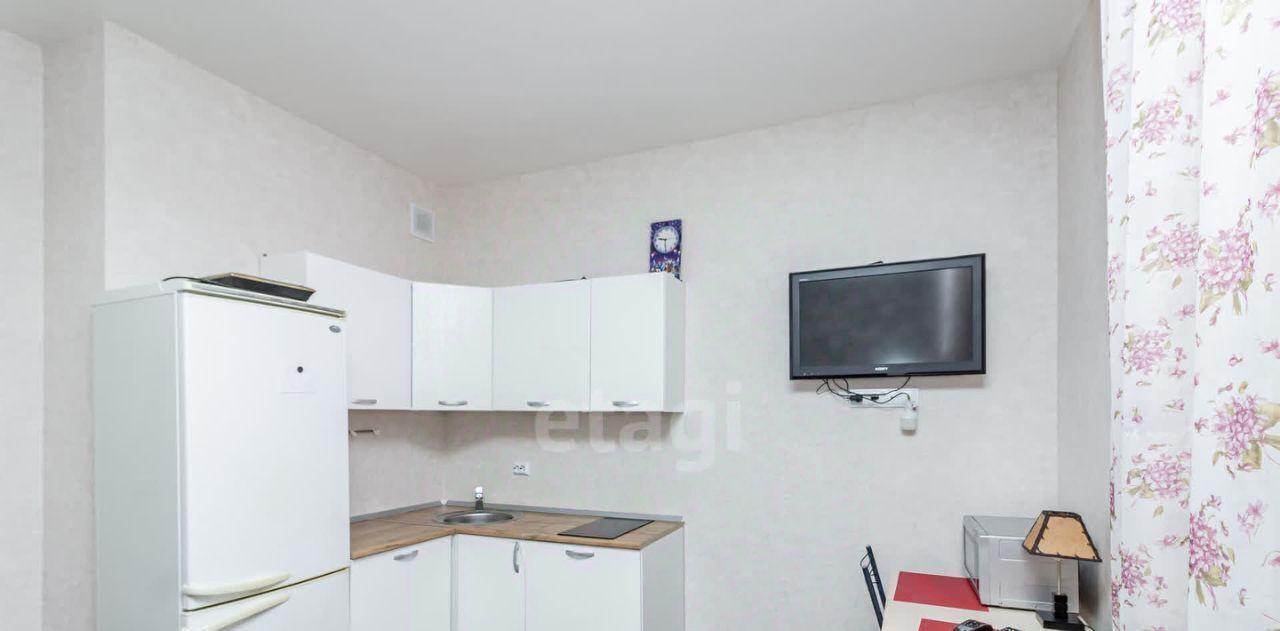 квартира г Сургут ул Александра Усольцева 8 36-й фото 1