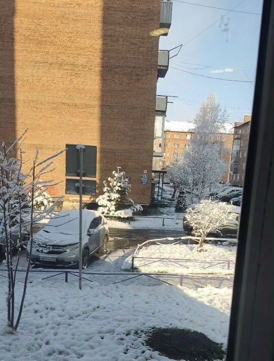 квартира г Новокузнецк р-н Орджоникидзевский ул Дузенко 21а фото 24