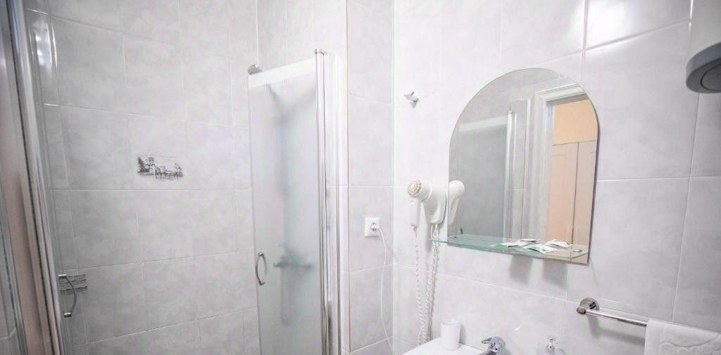 комната г Саратов р-н Кировский ул Аткарская 37 фото 11