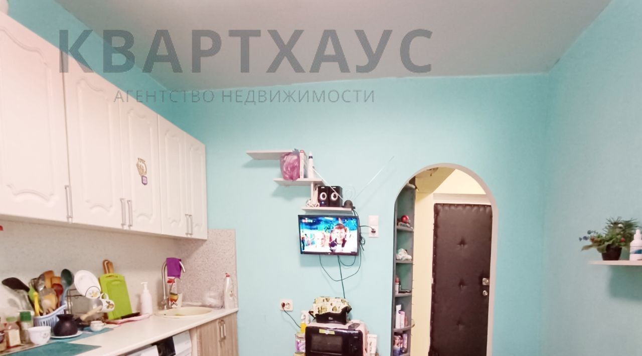 квартира г Волгоград р-н Дзержинский мкр Жилгородок ул Колпинская 1б фото 17
