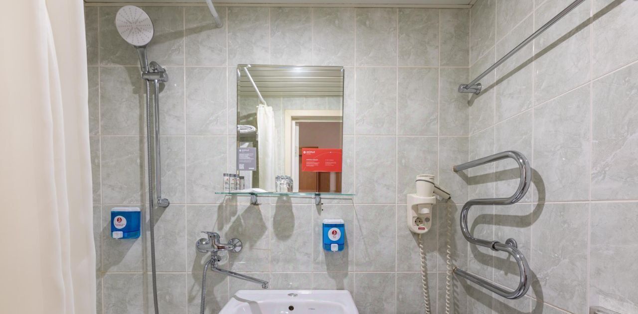 комната г Уфа р-н Орджоникидзевский пр-кт Октября 81 фото 4