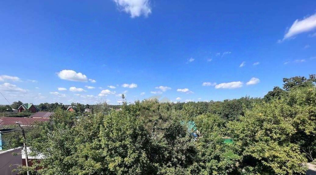 комната г Старый Оскол ул Калинина 1/4 фото 4