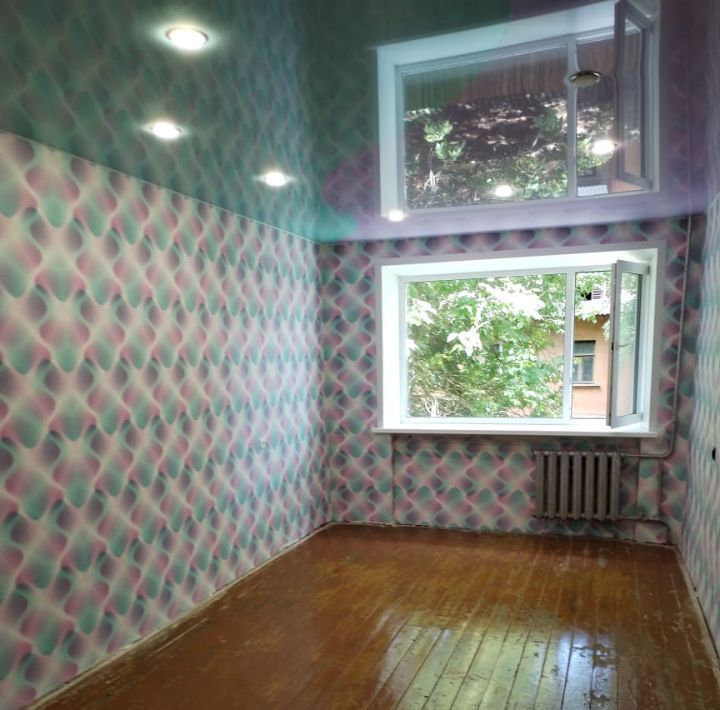 квартира г Великие Луки пр-кт Октябрьский 10к/1 фото 2