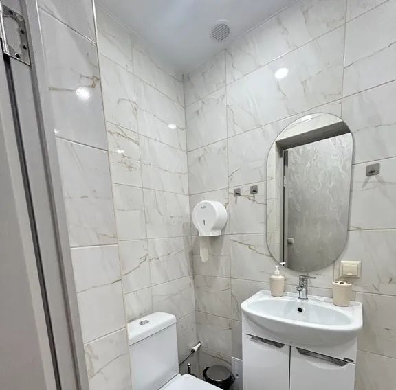 комната г Оренбург р-н Центральный ул Пионерская 10 фото 4