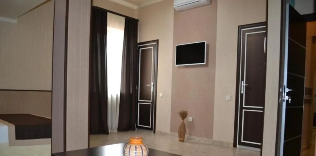 комната г Таганрог ул Октябрьская 44г фото 2