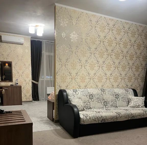 комната г Сургут ул Григория Кукуевицкого 15/3 фото 3
