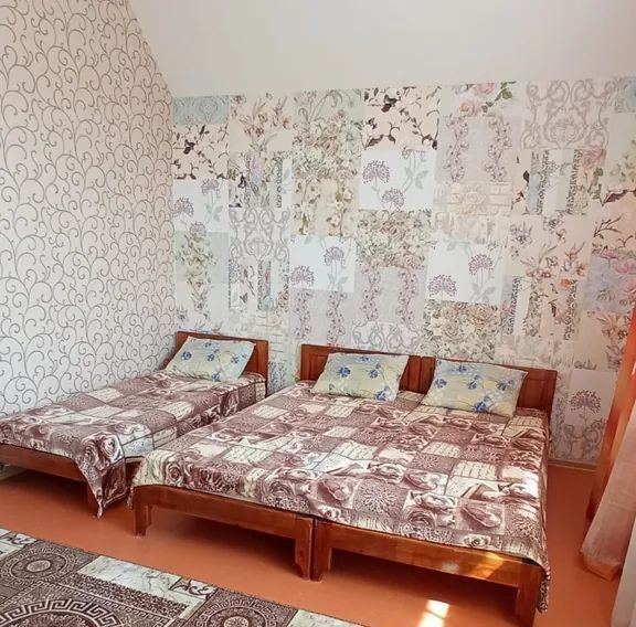 комната г Феодосия пгт Орджоникидзе пер Семашко 2 фото 2