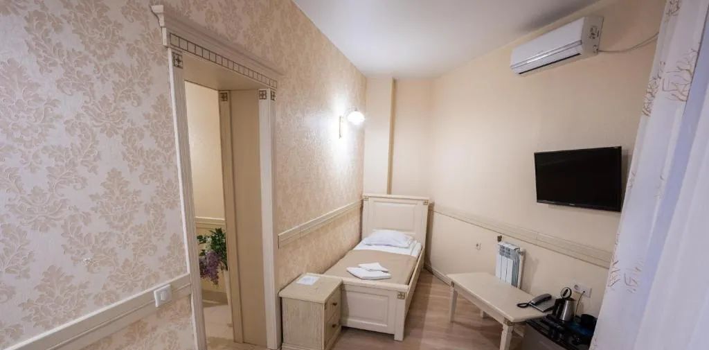 комната г Саратов р-н Фрунзенский ул Рабочая 112а фото 1