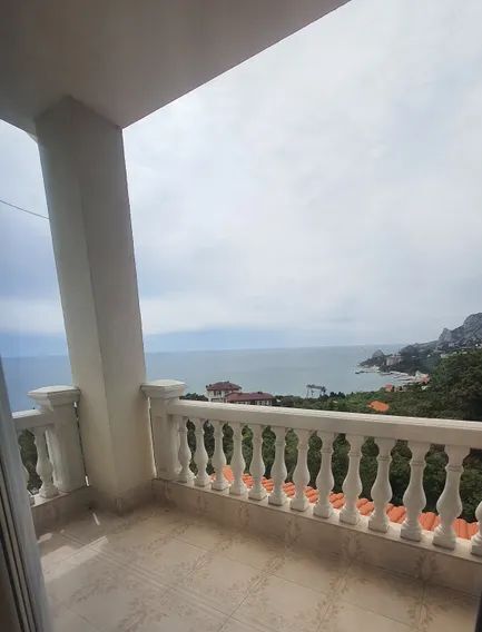 комната г Ялта г Алупка ул им Олега Кошевого 7ж фото 3