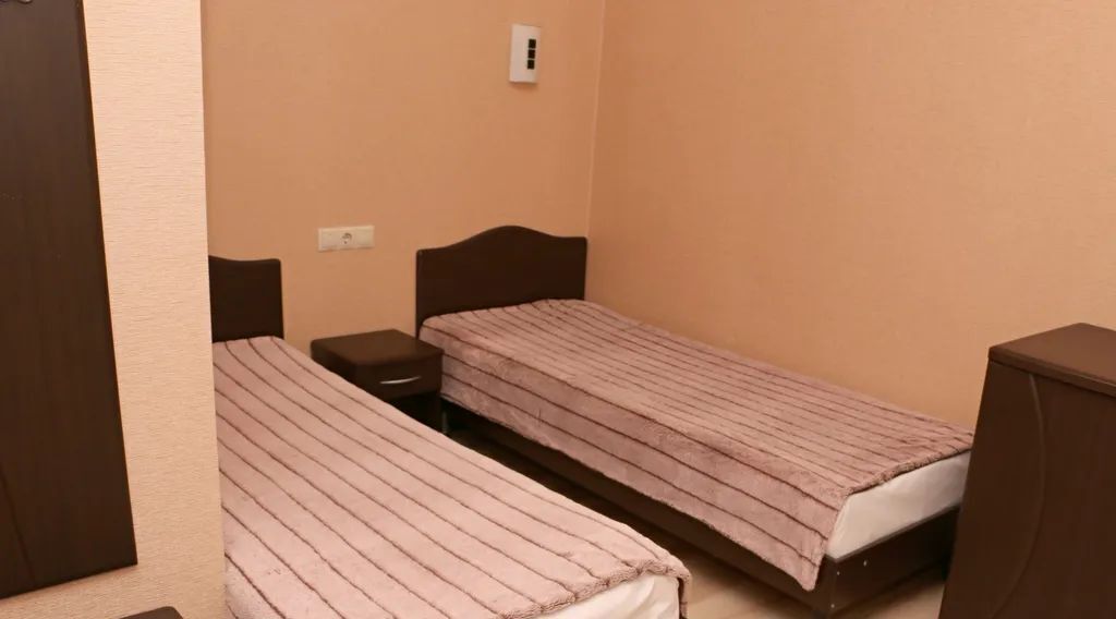 комната г Карачаевск кп Домбай мкр Пихтовый Мыс 3 фото 1