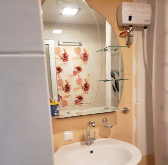 комната г Феодосия ул Зерновская 42 фото 10